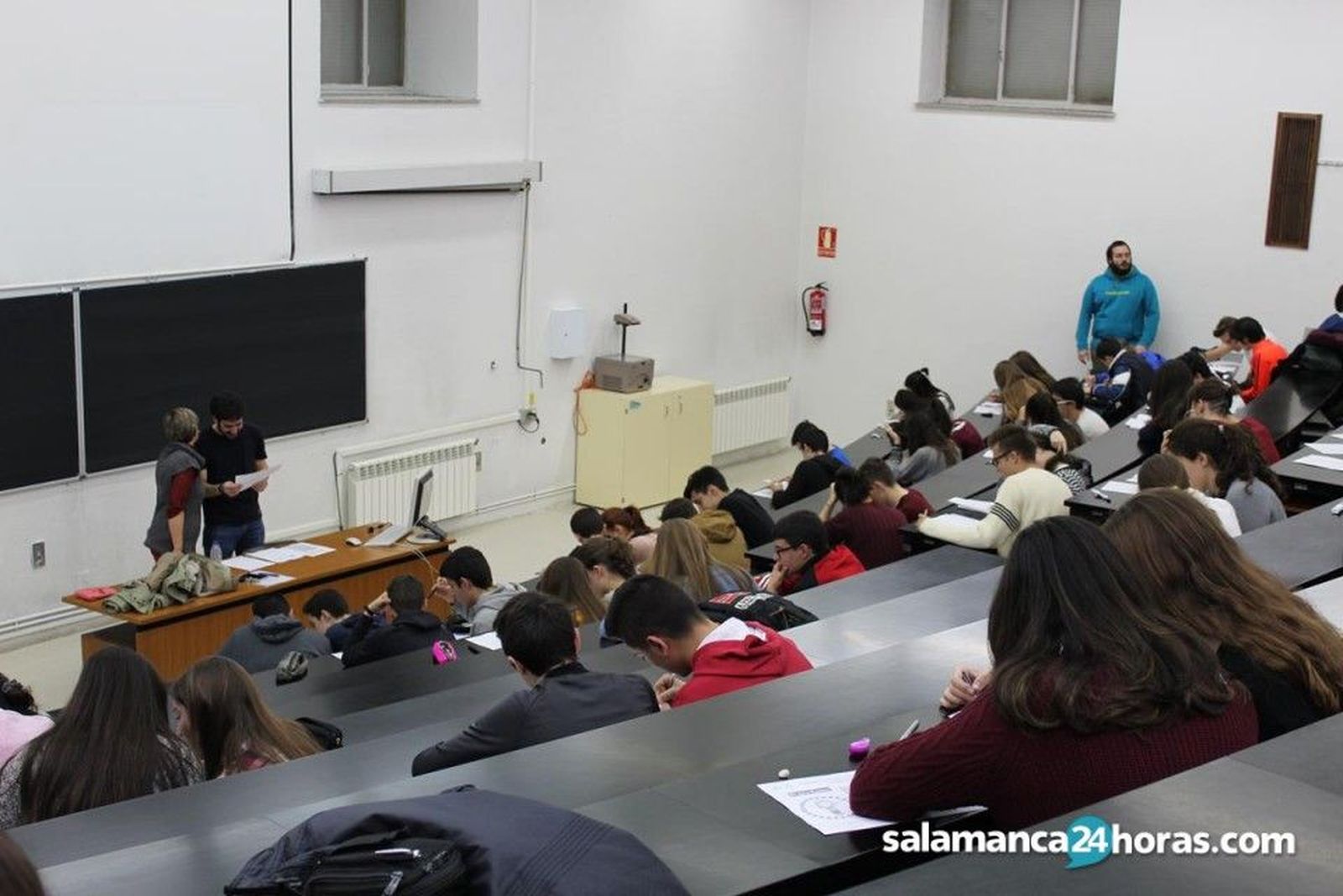 Estudiantes usal examen charlas seminario alumnos (1)