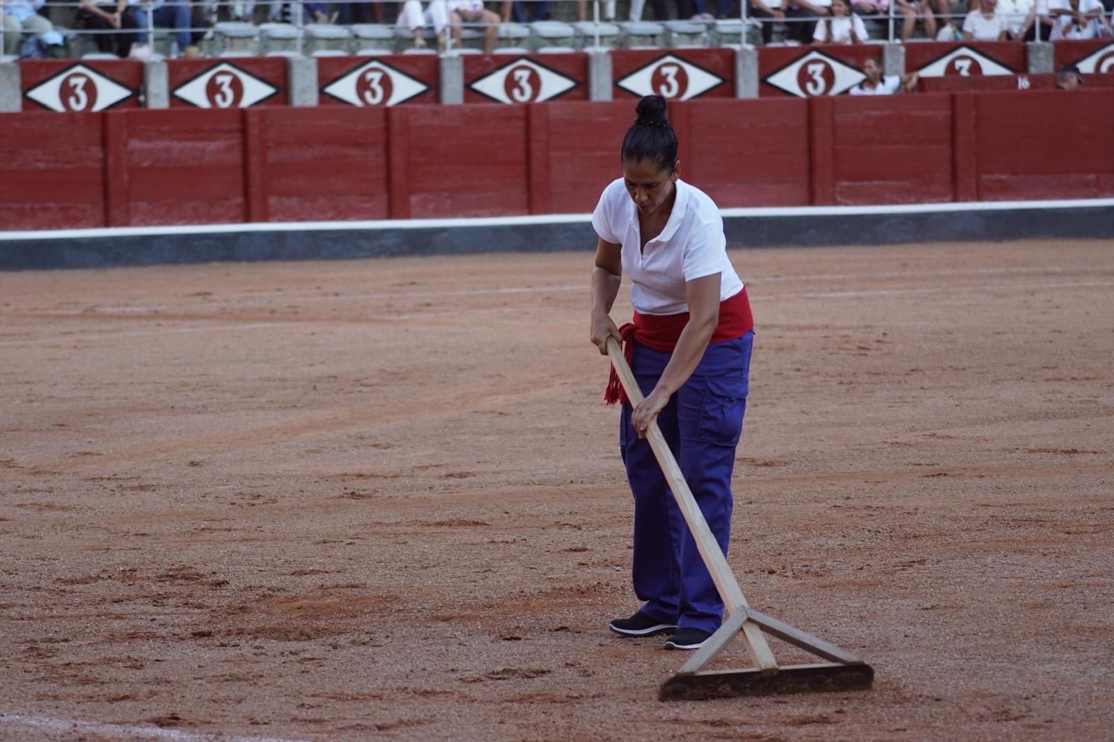 Así ha vivido la afición de La Glorieta el primer cartel de figuras de la feria: imágenes del ambiente en los tendidos y en el patio de cuadrillas