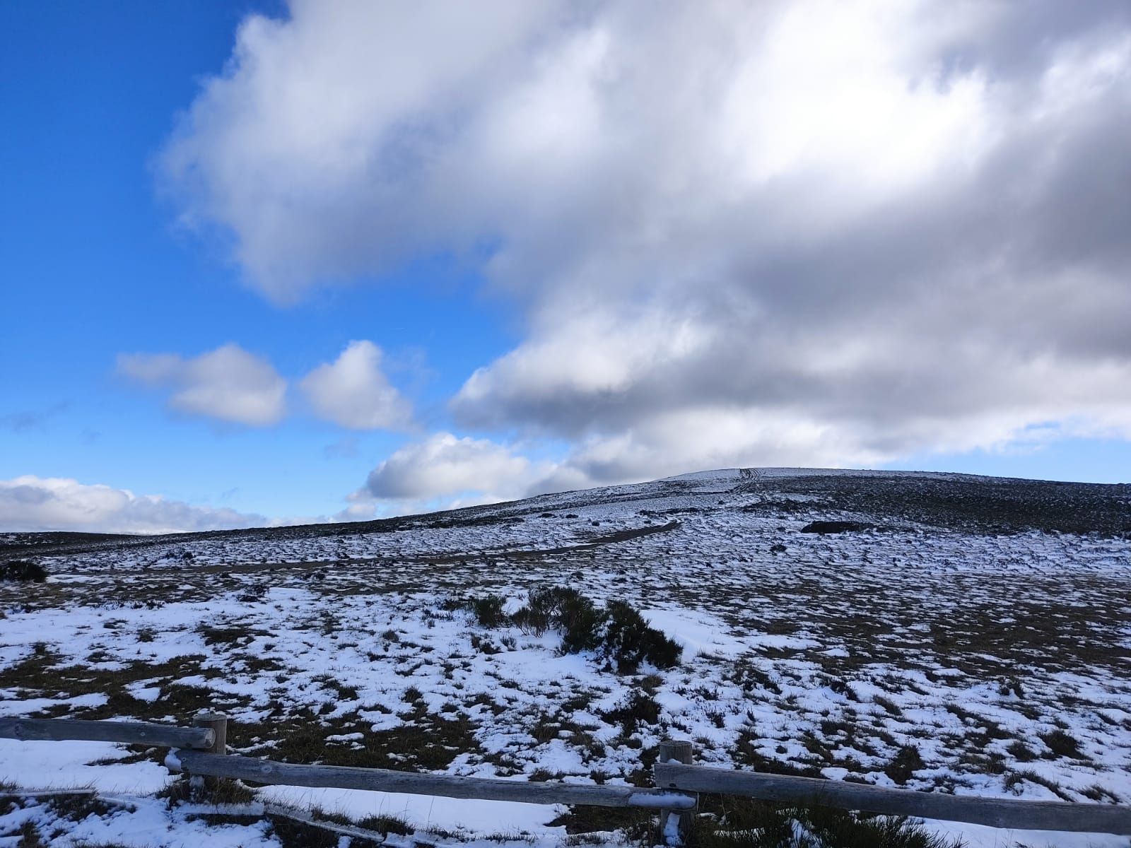 nieve-en-la-laguna-de-peces-3
