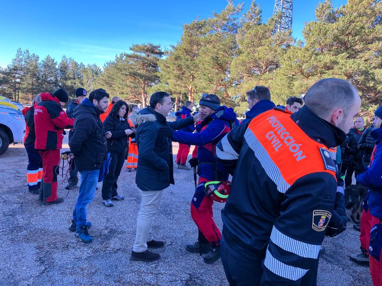 se-reanuda-la-busqueda-del-montanero-desparecido-en-bejar-3