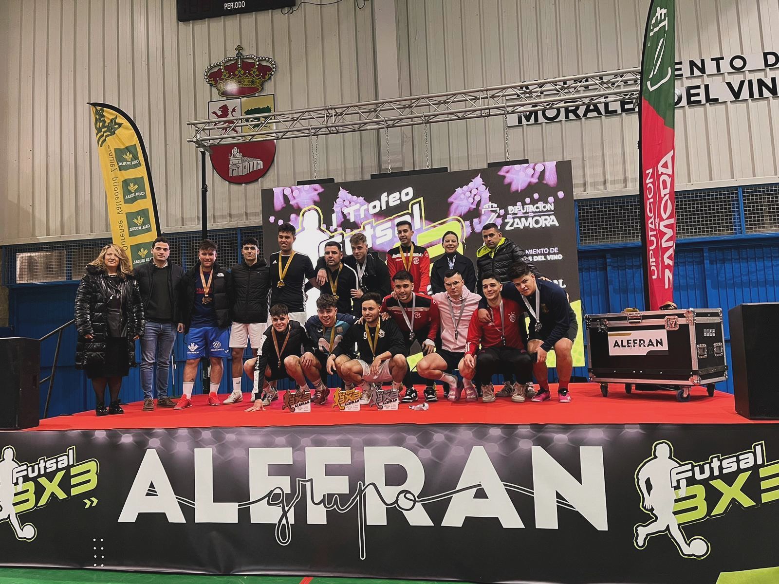 El ‘Rayo Vayacaño’ se lleva la primera edición de un Torneo 3x3 Futsal Indoor con gran acogida por parte de la sociedad zamorana.