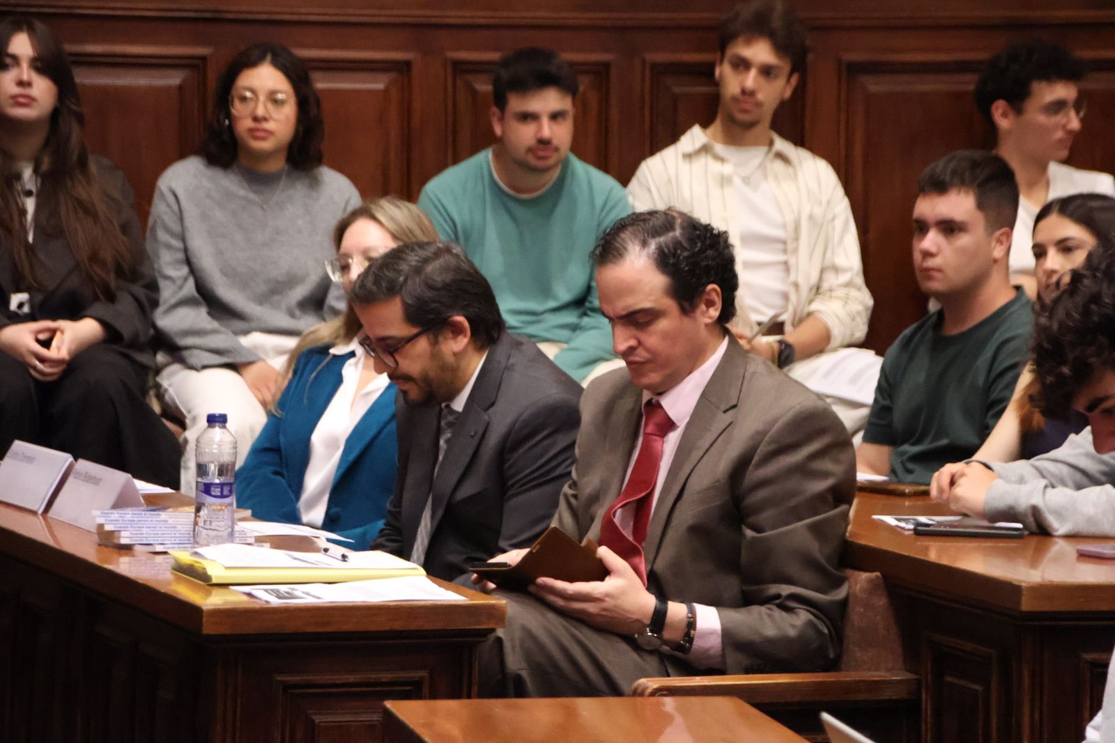 ASELUS entrega distinción al eurodiputado Antonio López-Istúriz White