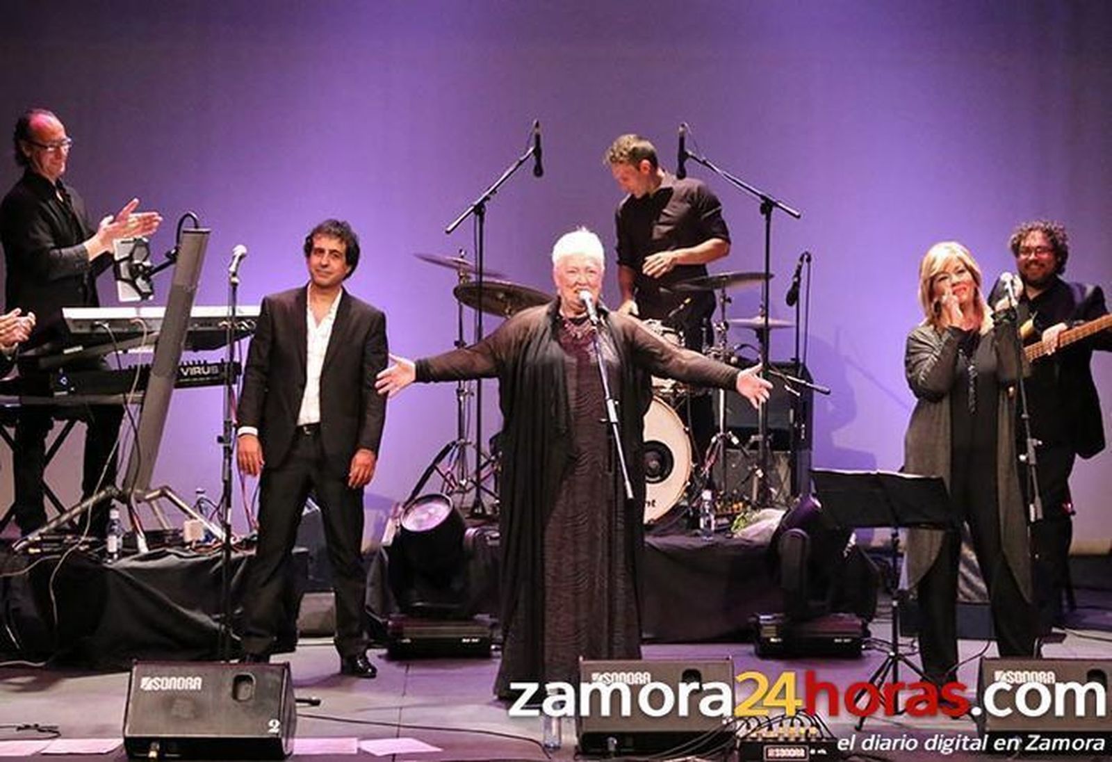 El Mocedades de Izaskun Uranga encandila a un Principal abarrotado