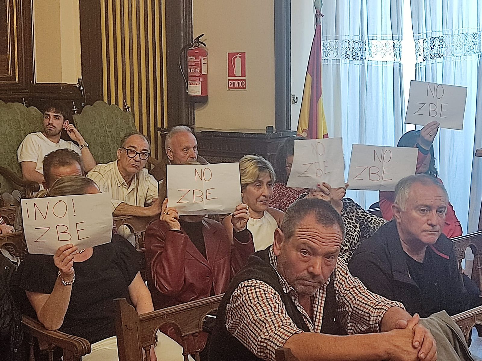 El rechazo a las Zonas de Bajas Emisiones llega al pleno del Ayuntamiento
