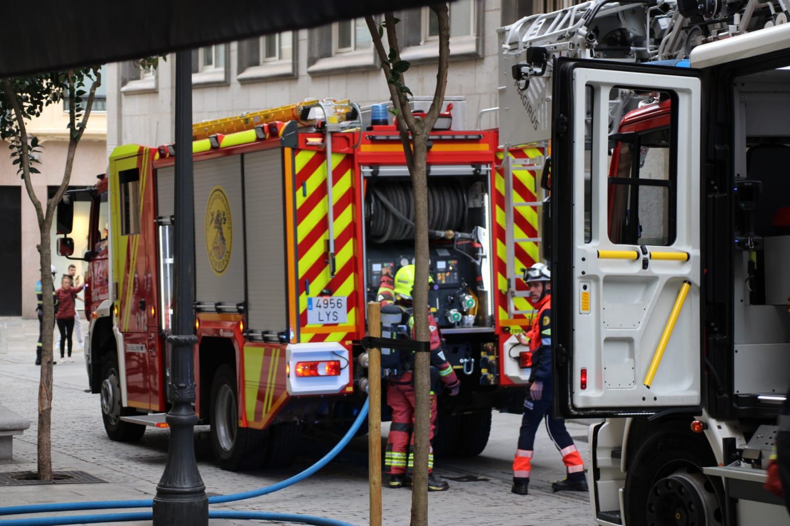 incendio-de-una-vivienda-en-la-calle-rector-lucena-9
