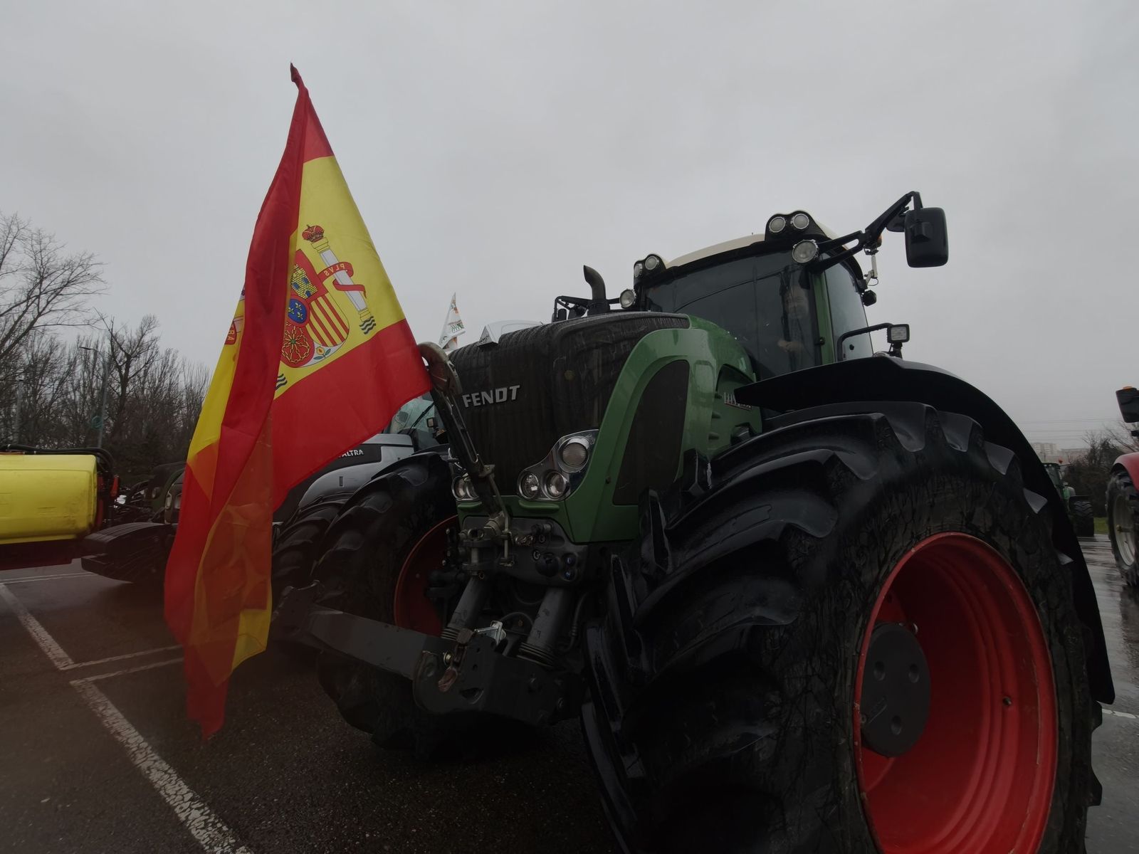 En imágenes la marcha con tractores y vehículos de campo en Salamanca en protesta contra Mercosur