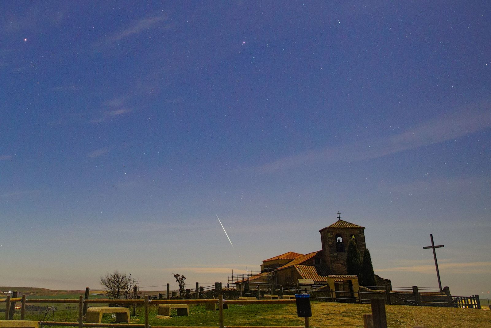 El cielo de Salamanca brilla de la mano de la lluvia de estrellas Gemínidas. Óscar Martín Mesonero