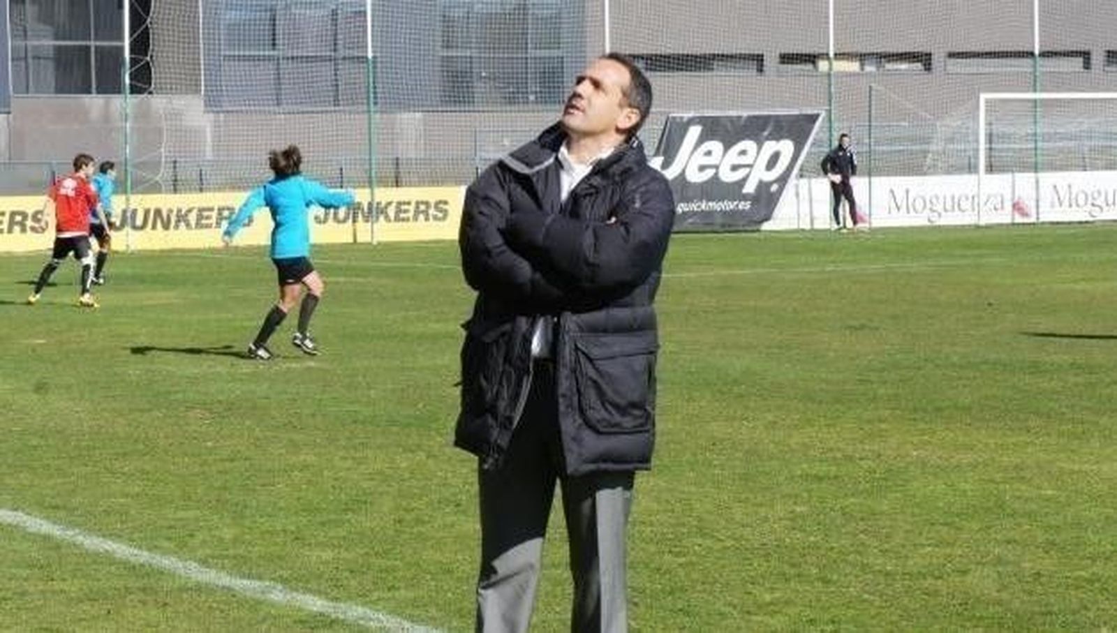 Etxeberría ya es pasado pero rescinde dejando sin tiempo al club para tramitar la ficha de María