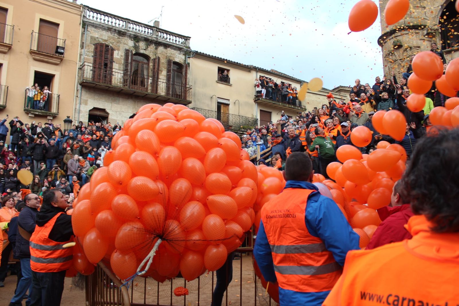 whatsapp-image-2024-02-09-at-18-45-44