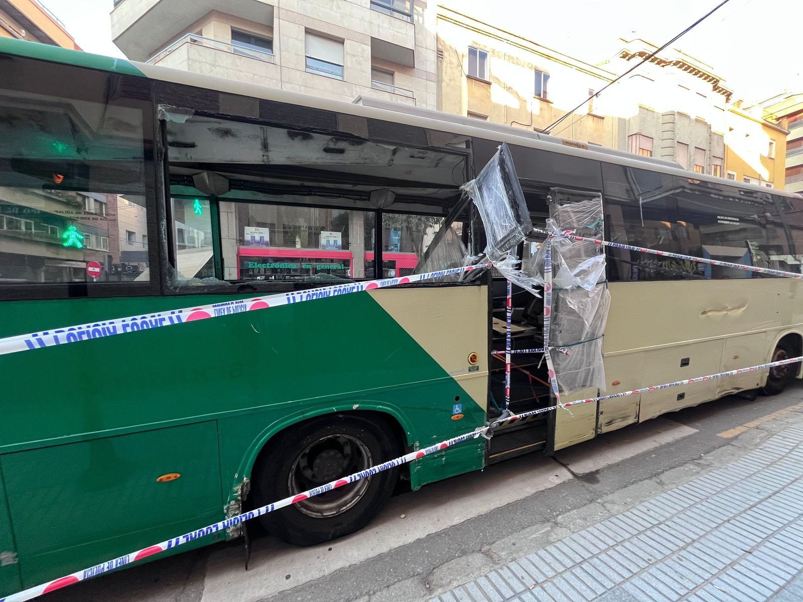 Autobús en la Calle Amargura (12).jpeg