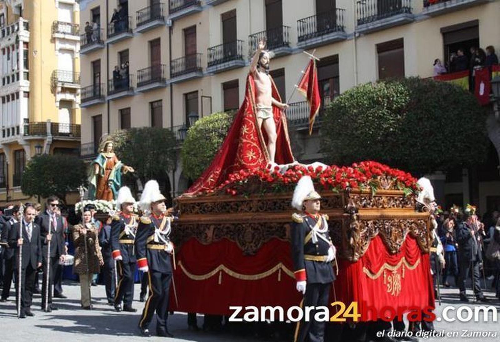 Verónica Pedrero: “De mi cofradía destaco la alegría de la gente y la participación de familias enteras”