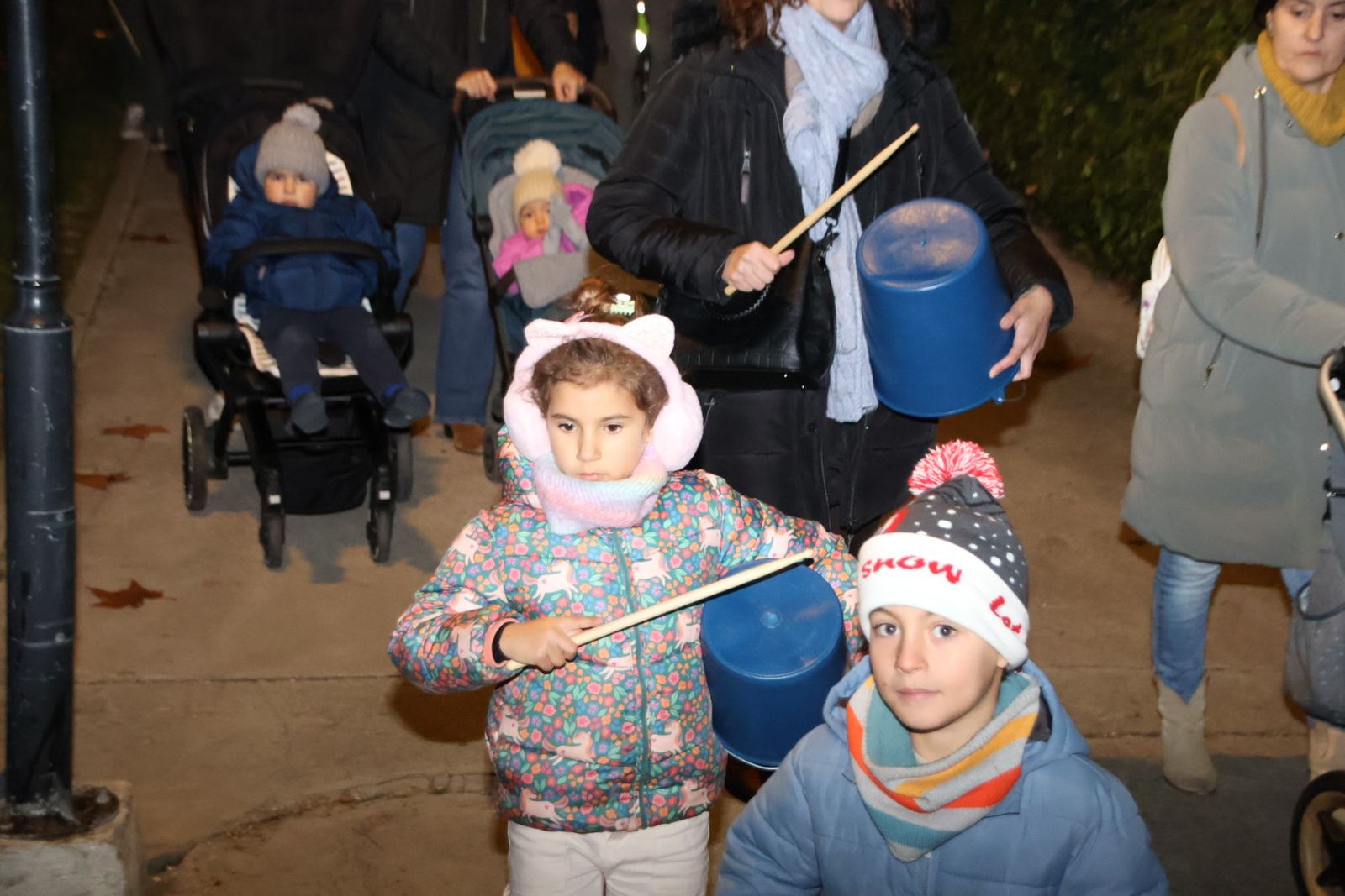 Pasacalles, batucada día Santa Cecilia