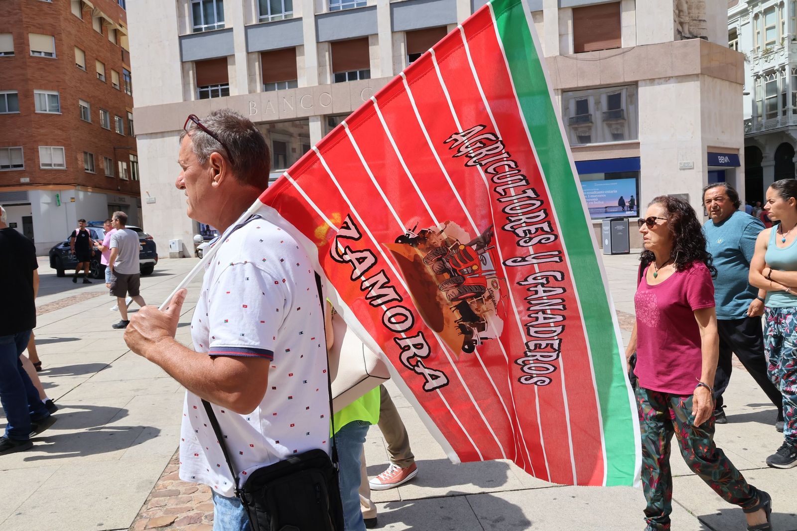 Marcha silenciosa en homenaje a David Lafoz (50).JPG