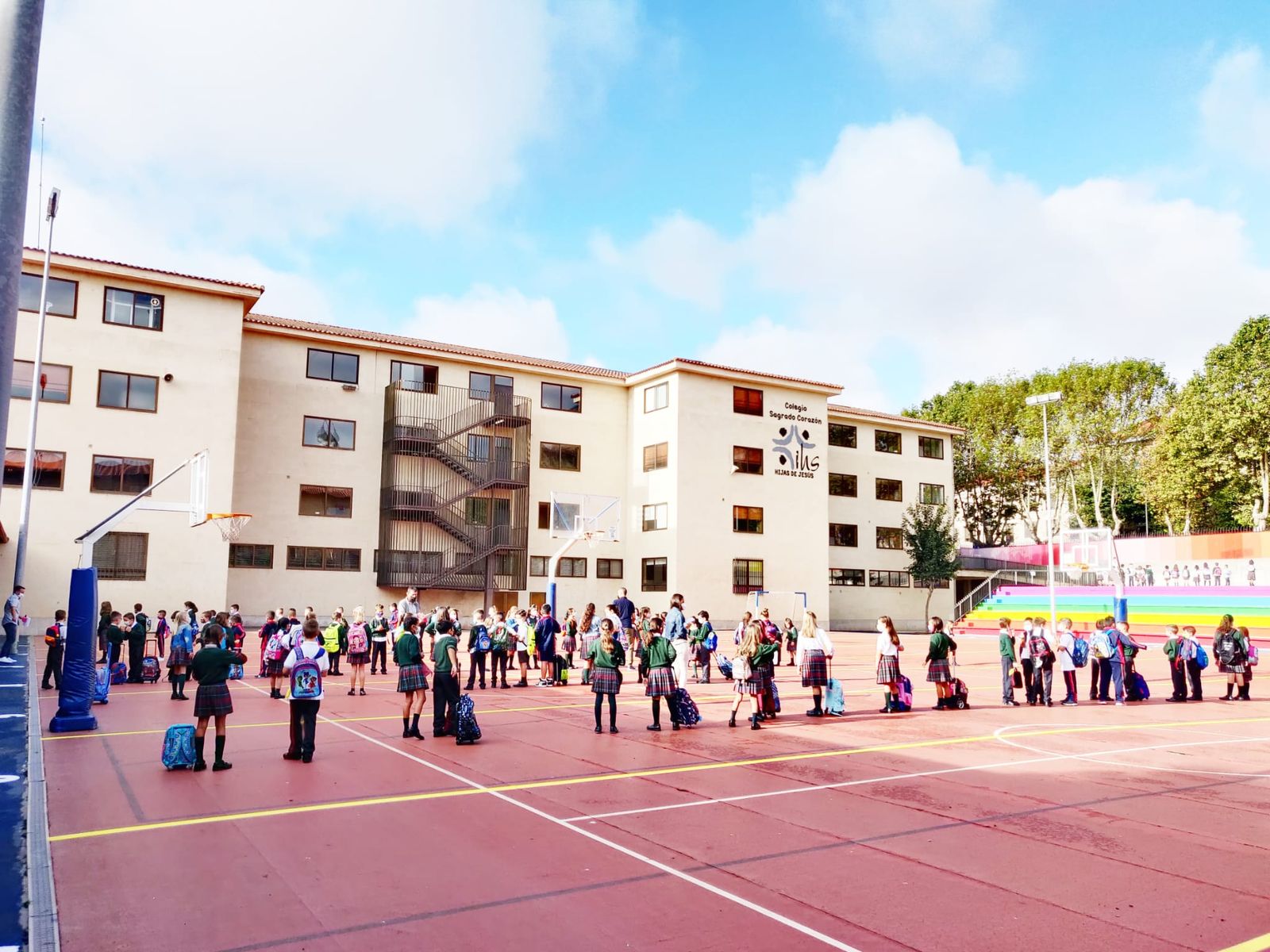 Vuelta al cole en el colegio Sagrado Corazón Jesuitinas Salamanca.