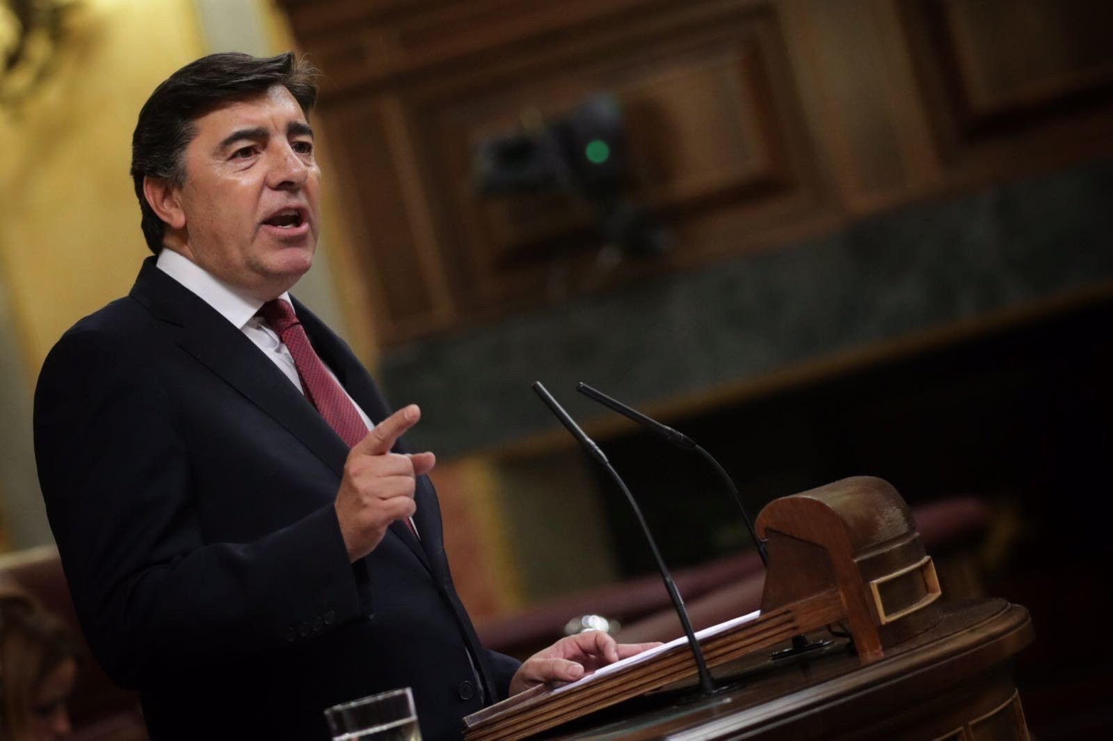 Bermúdez de Castro: “Frente el derecho a la fuerza de los secesionistas está siempre la fuerza del derecho”