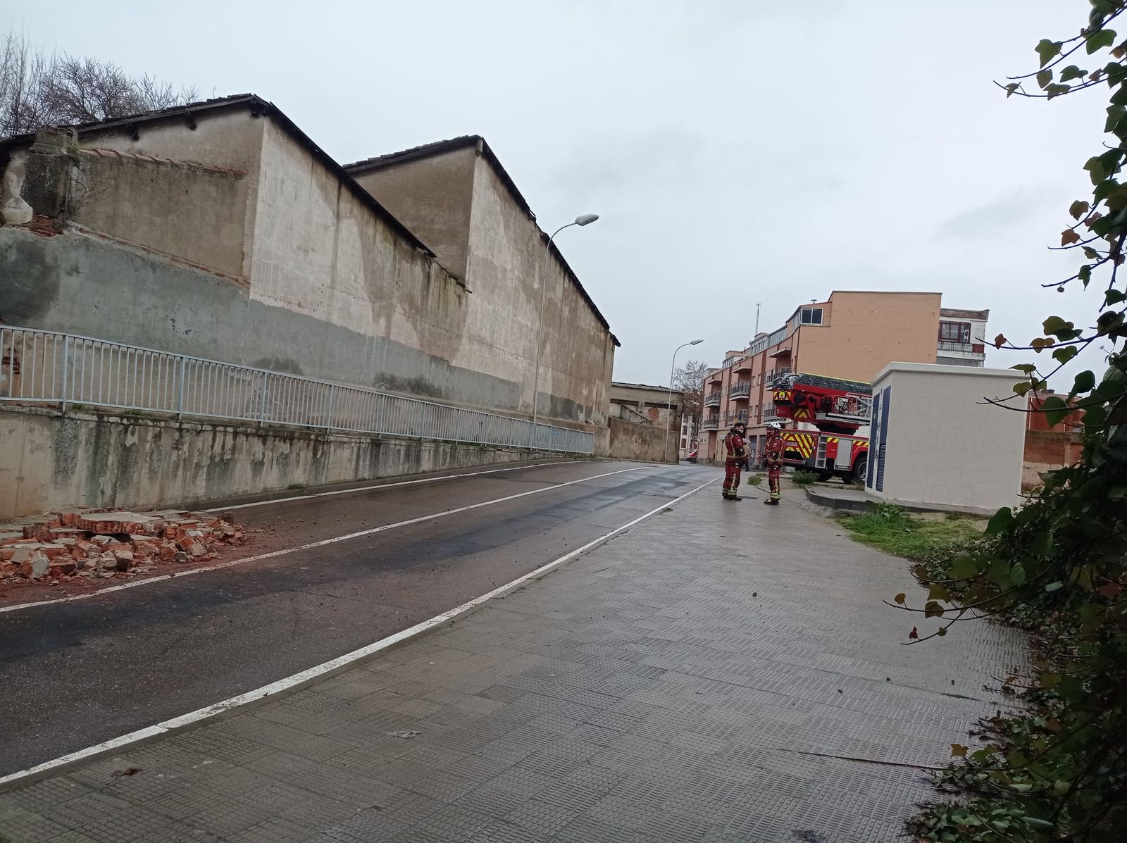 Bomberos en la calle Mayor de Chamberí