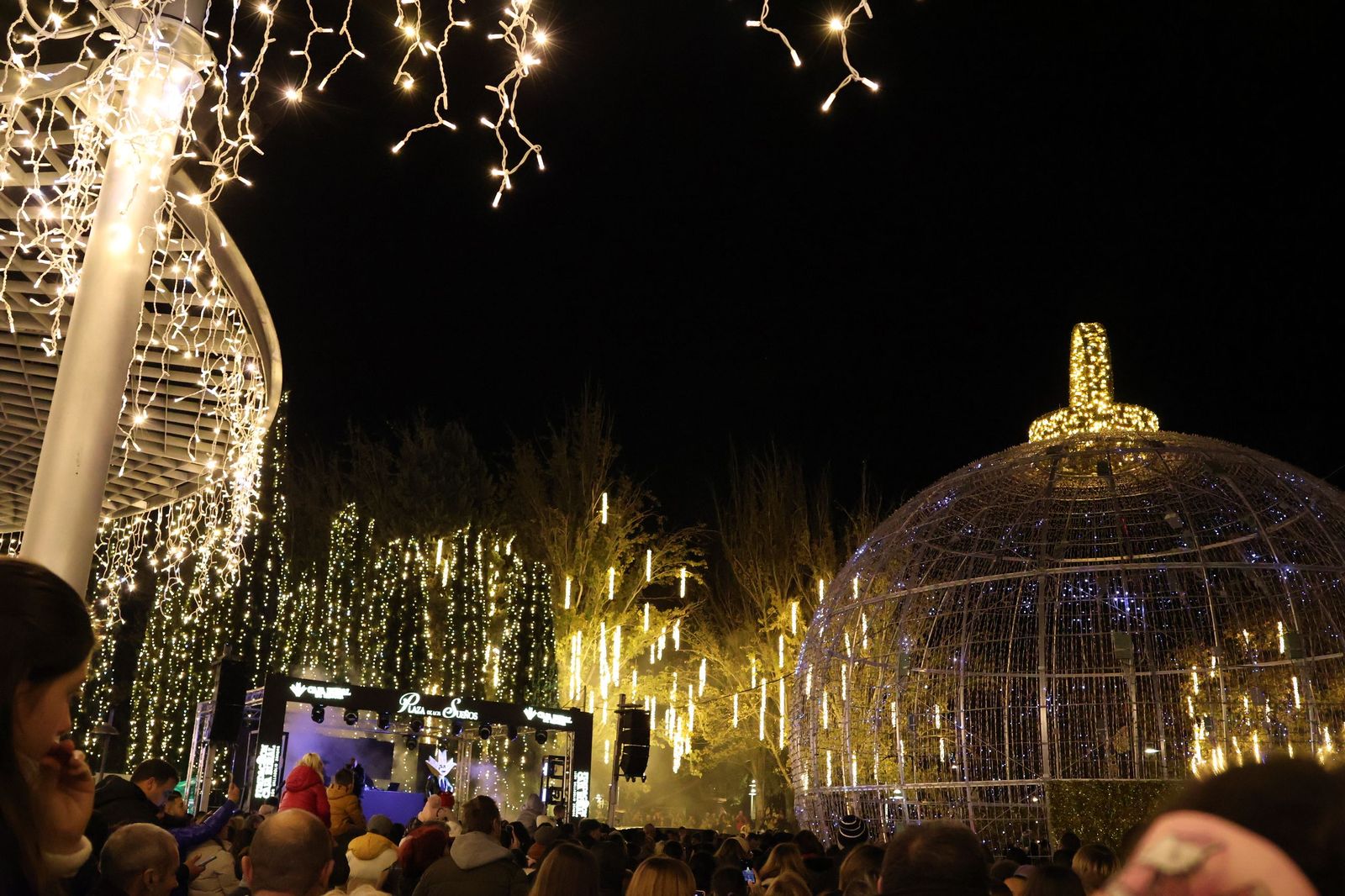 Encendido de la Plaza de los Sueños 2025 (16).JPG