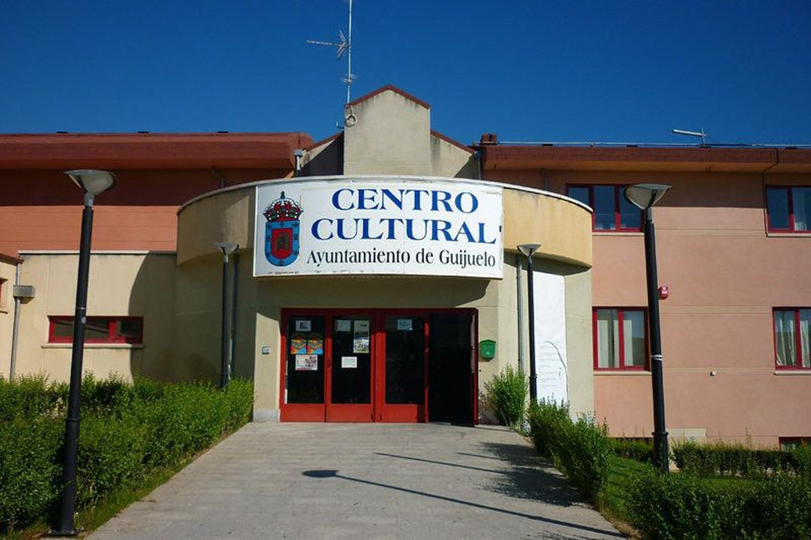 Arrancan las obras de climatización del Centro Cultural de Guijuelo