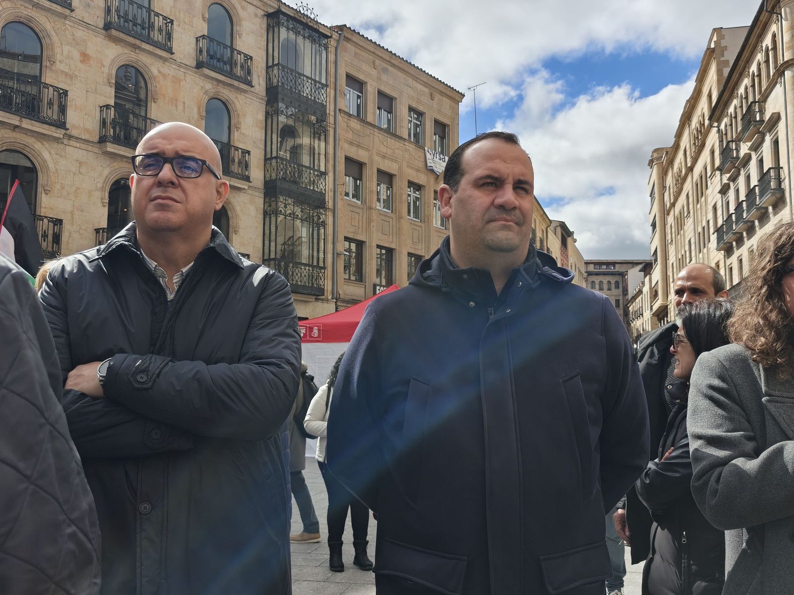 Posibles trabajadores afectados por el ERE de Majorel se manifiestan en Salamanca