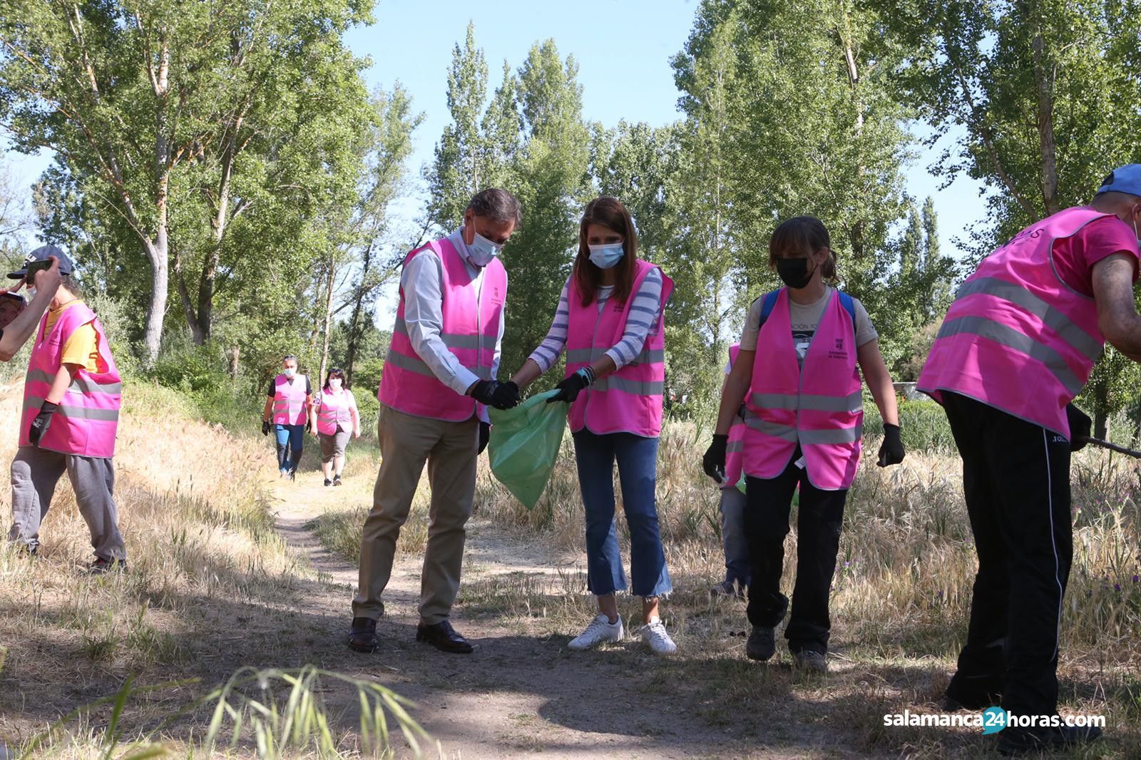 Imagen de archivo de voluntariado ambiental en Salamanca