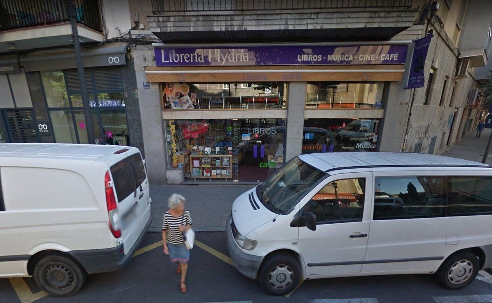 Cierra la librería Hydria tras 38 años de servicio