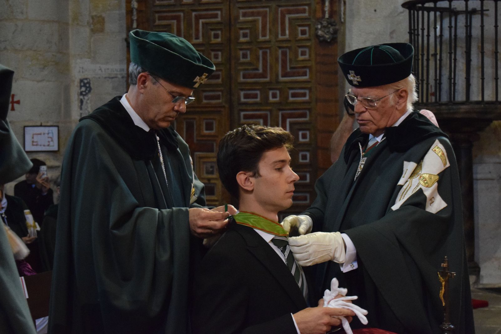 la-real-cofradia-de-caballeros-cubicularios-recibe-a-sus-nuevos-miembros-27