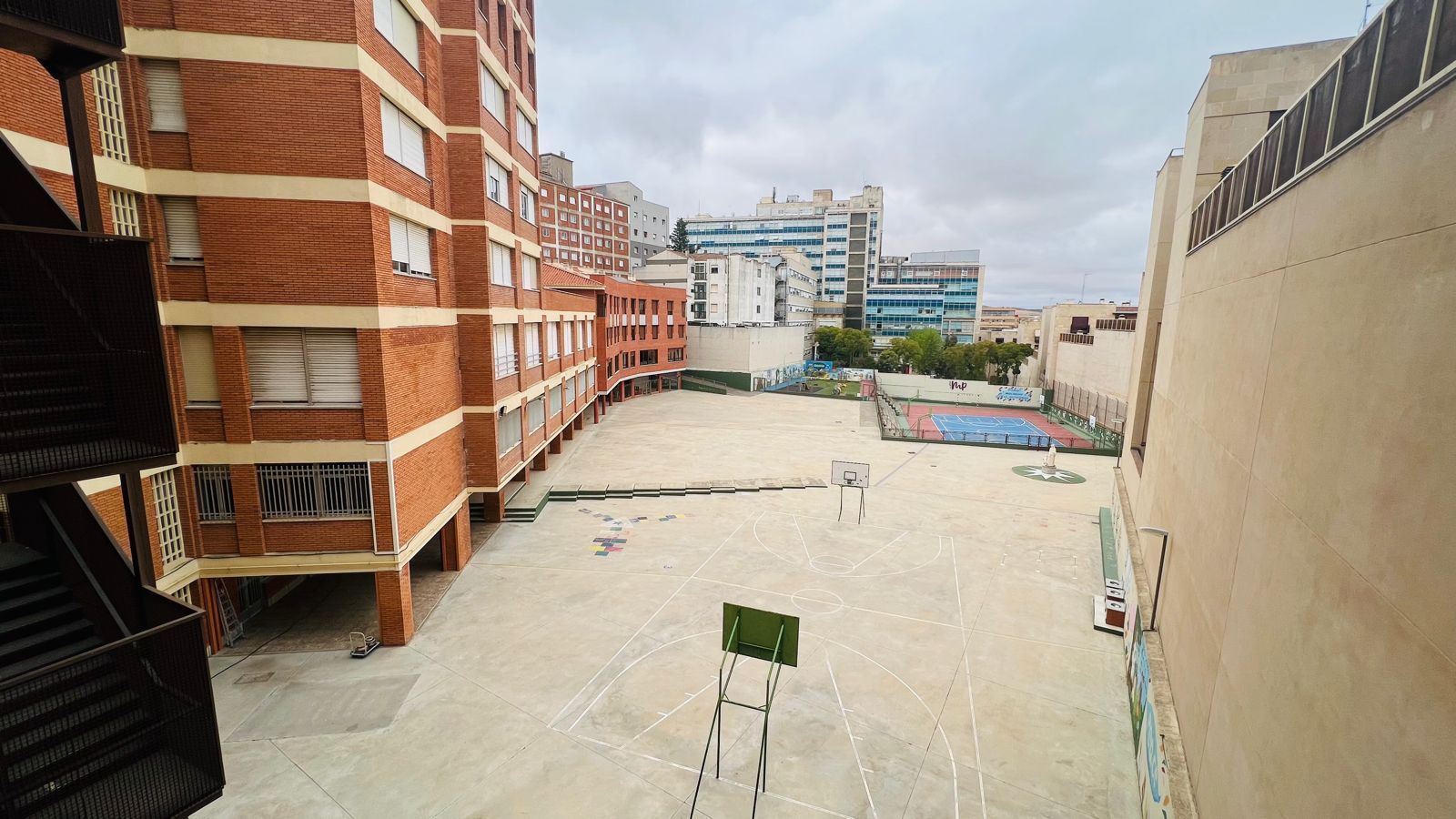 2patio-colegiojpg