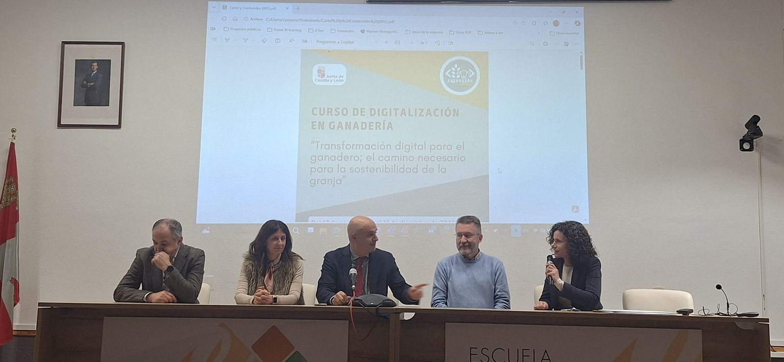 El viceconsejero Jorge Llorente en la clausura de un curso de transformación digital para el ganadero