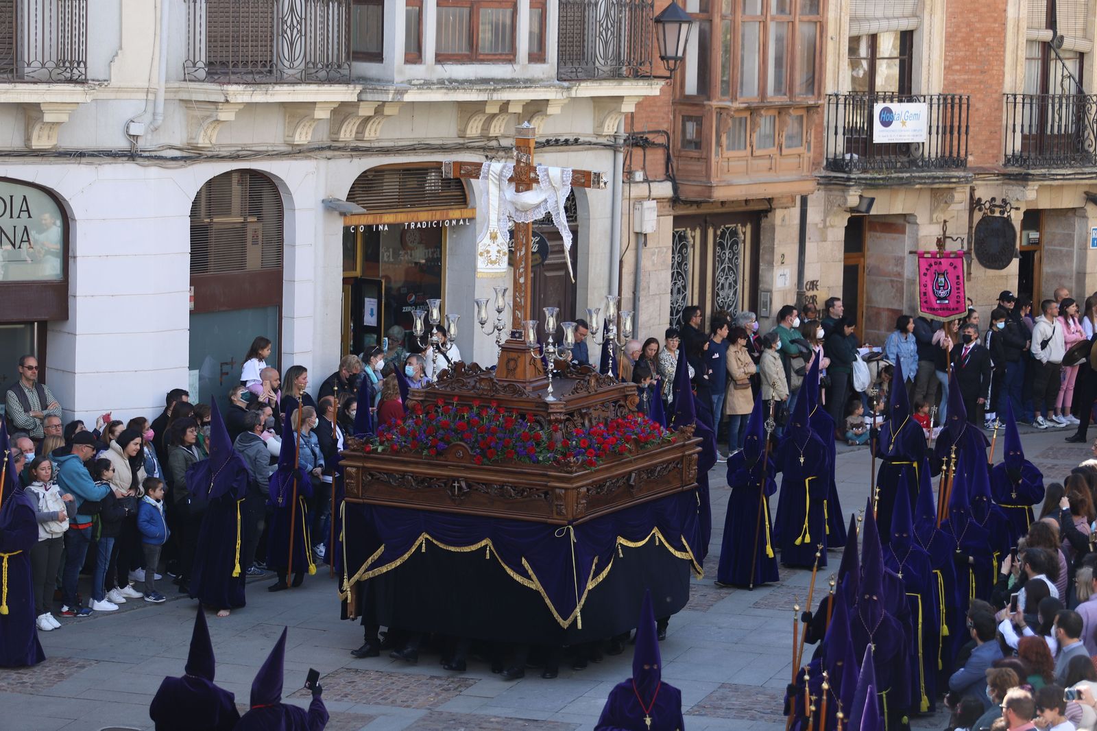 procesion-de-la-vera-cruz-2022-foto-maria-lorenzo-29