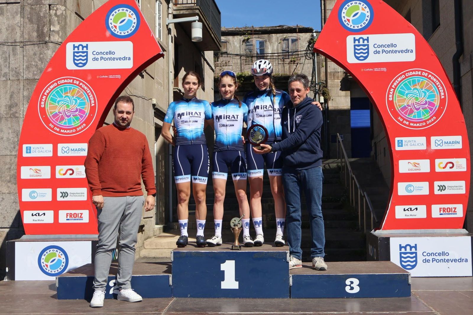 El Mirat Team Junior brilla en la Copa de España con doble victoria por equipos