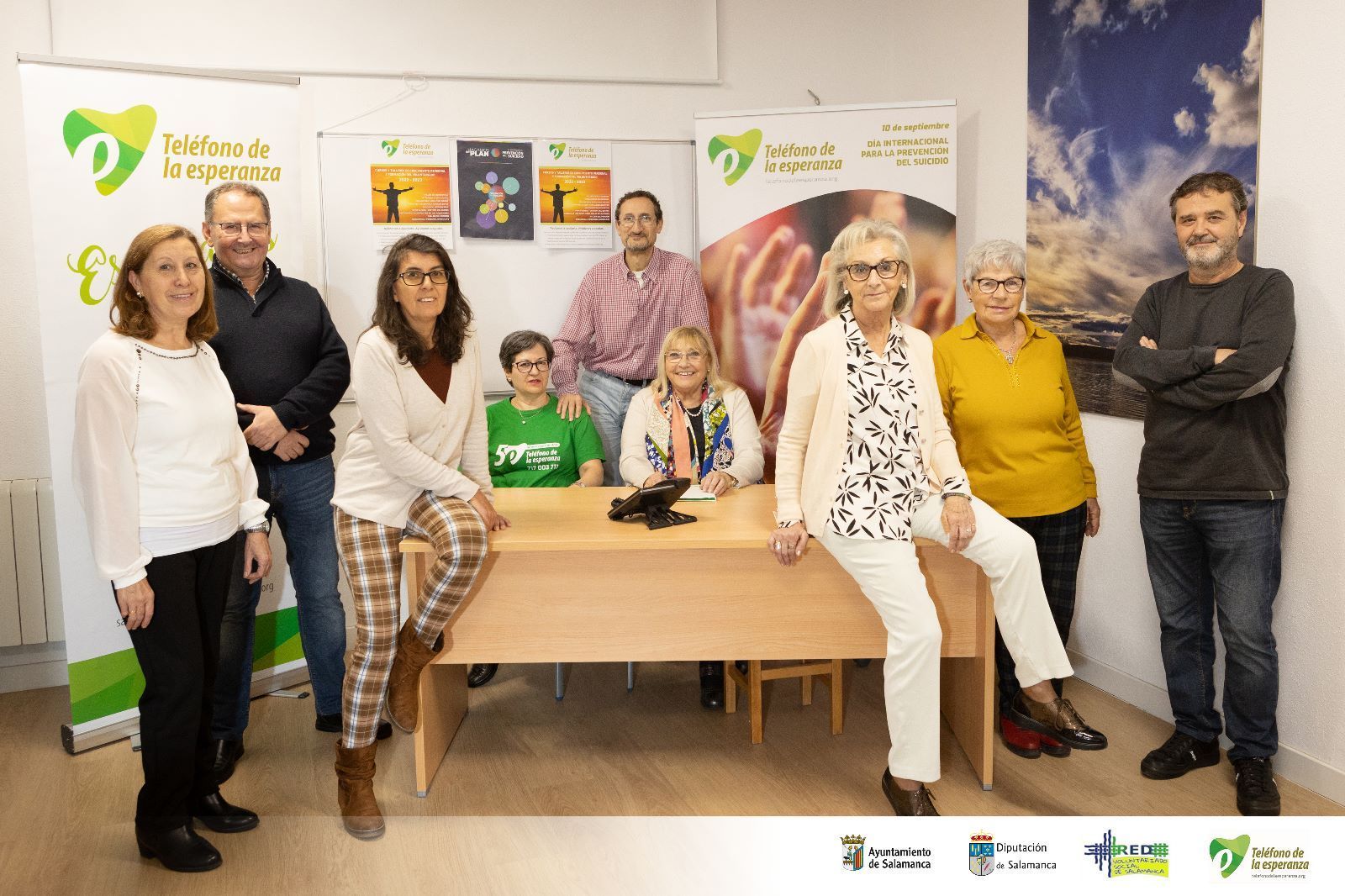Equipo del 'Teléfono de la Esperanza' del que forma parte Ramoni Ledesma, vicepresidenta del 'Teléfono de la Esperanza' en Salamanca