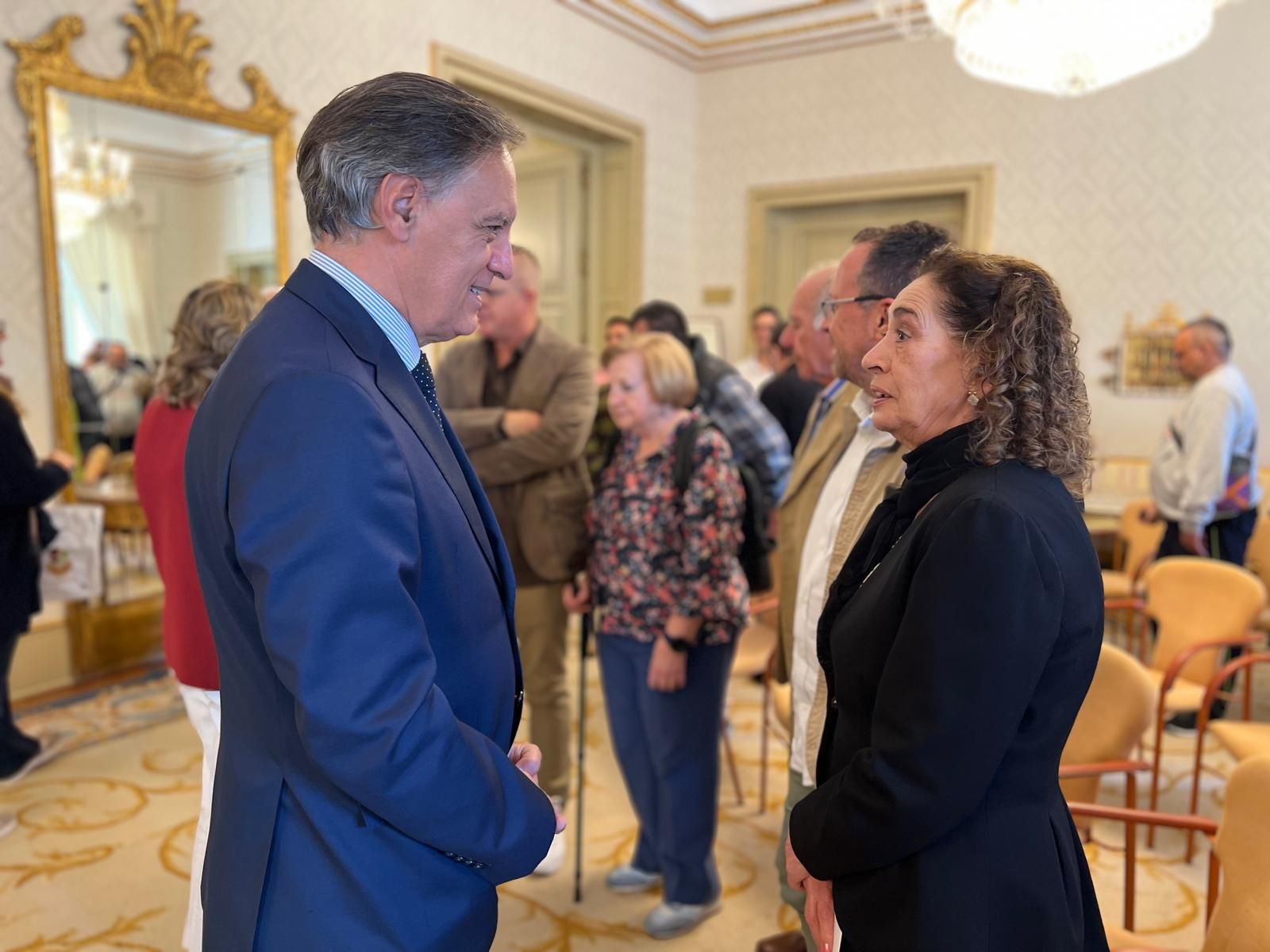 Encuentro entre AFEMC y el Ayuntamiento de Salamanca con motivo del Día Mundial de la Salud Mental