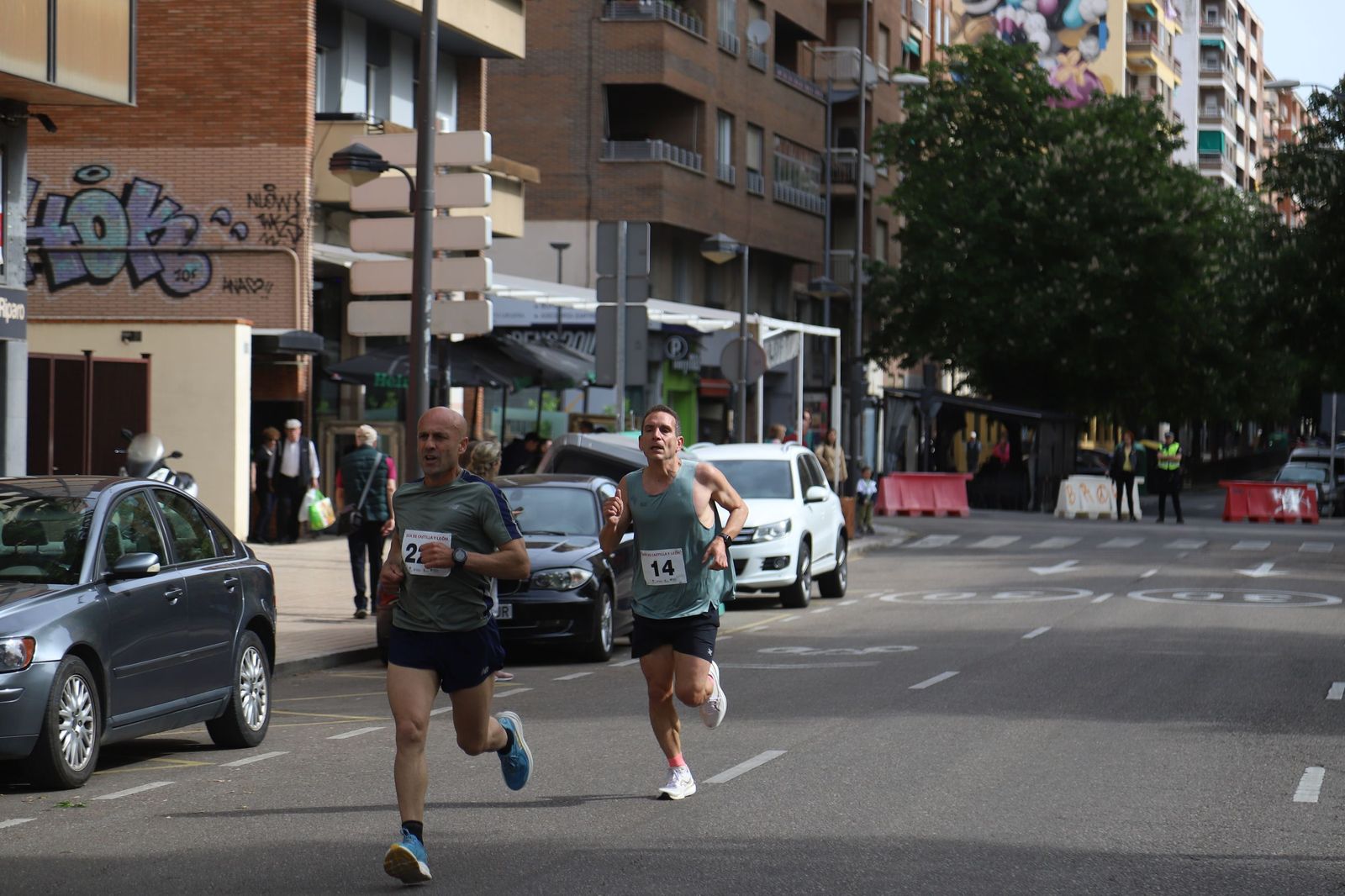 Carrera y marcha por el Día de Castilla y León en Zamora