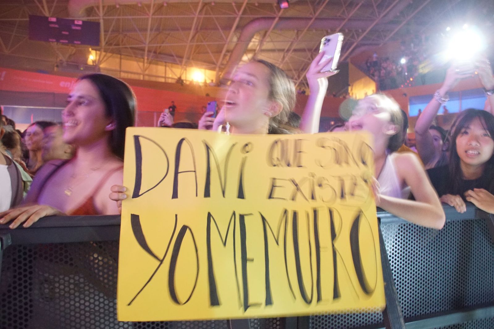 photo-2022-05-13-22-45-41