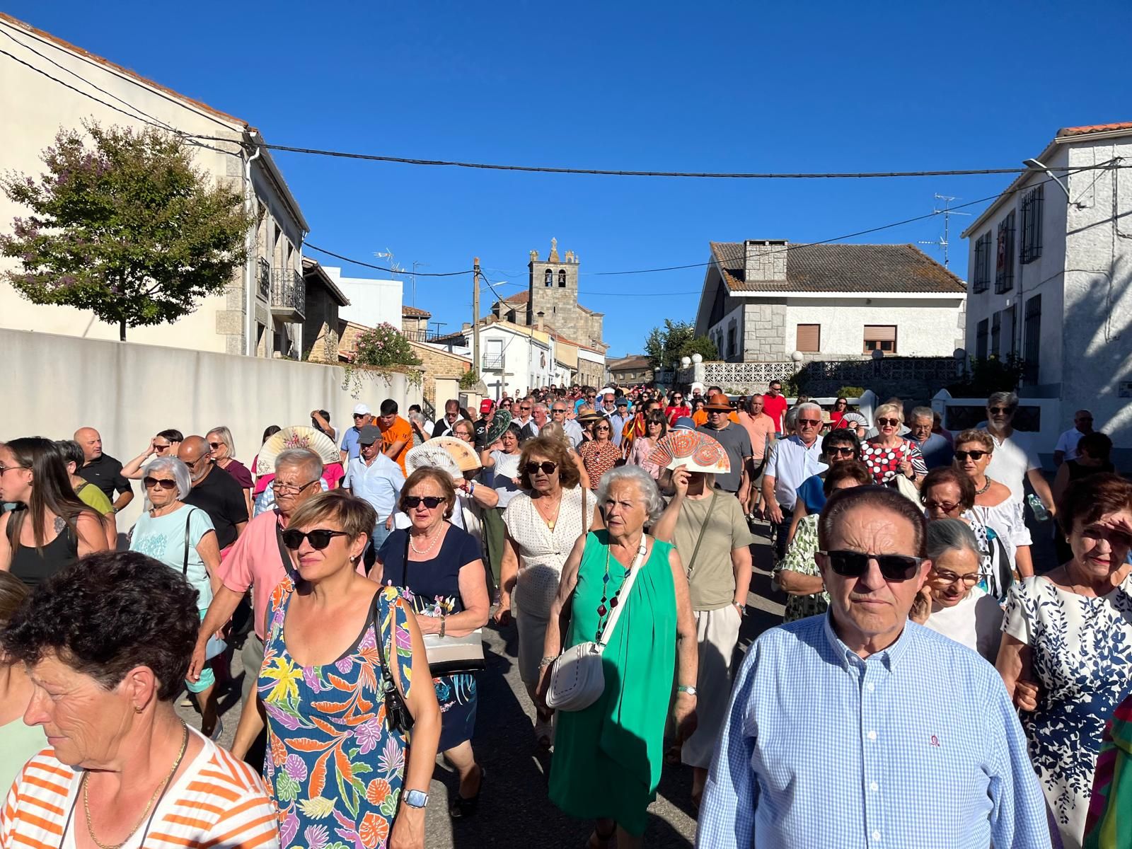 Bajada del Cristo a la ermita Barruecopardo (3).jpeg