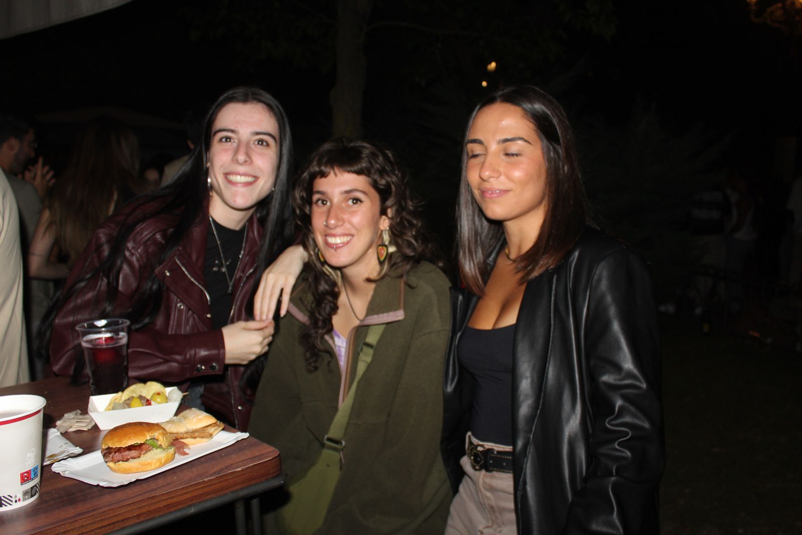 La Feria de Día se llena en la tarde-noche de este viernes, punto de partida del fin de semana