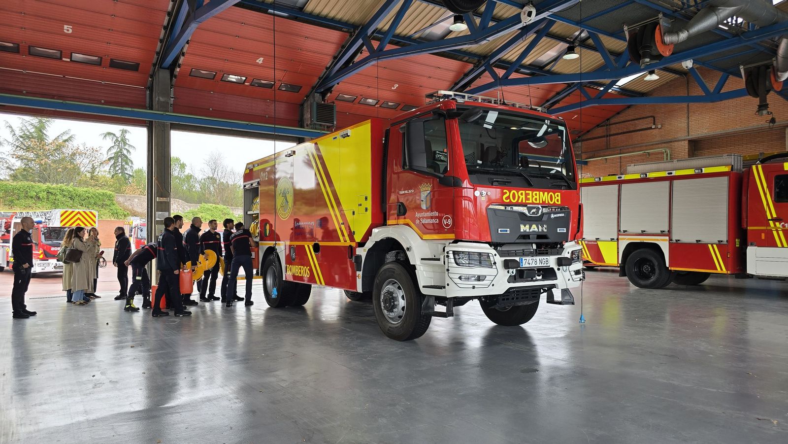 Presentación del nuevo vehículo nodriza del Servicio de Prevención, Extinción de Incendios y Salvamento