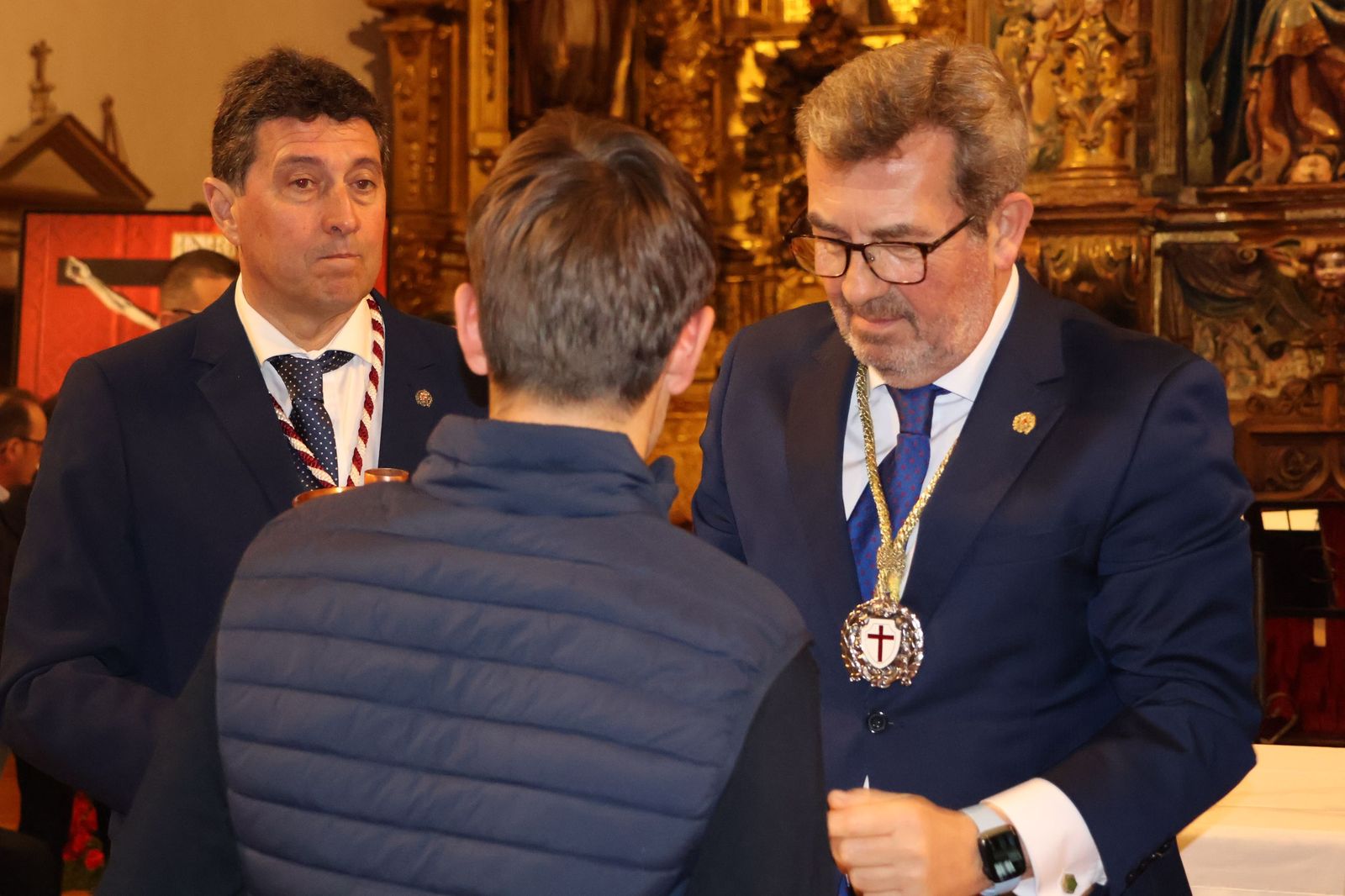 GALERÍA | Silencio rito entrada