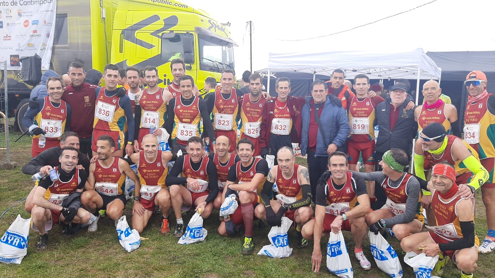 Atletas del Vino Toro Caja Rural. Archivo.