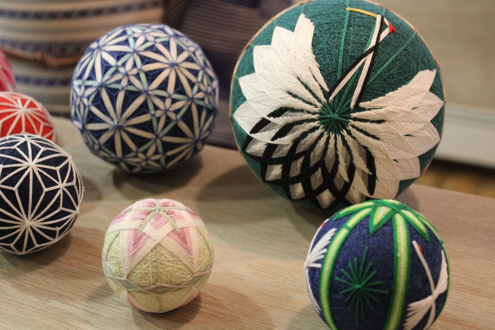 temari-artesania-tradicional-japonesa-elaborada-en-el-centro-cultural-hispano-japones-en-salamanca-22