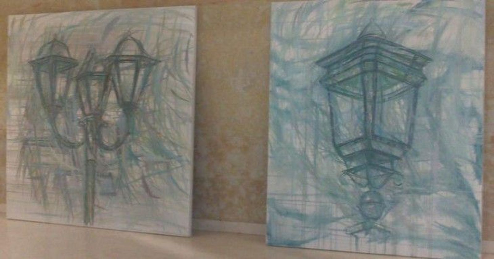 José Carlos Seoane muestra dos lienzos en el edificio FES del campus universitario