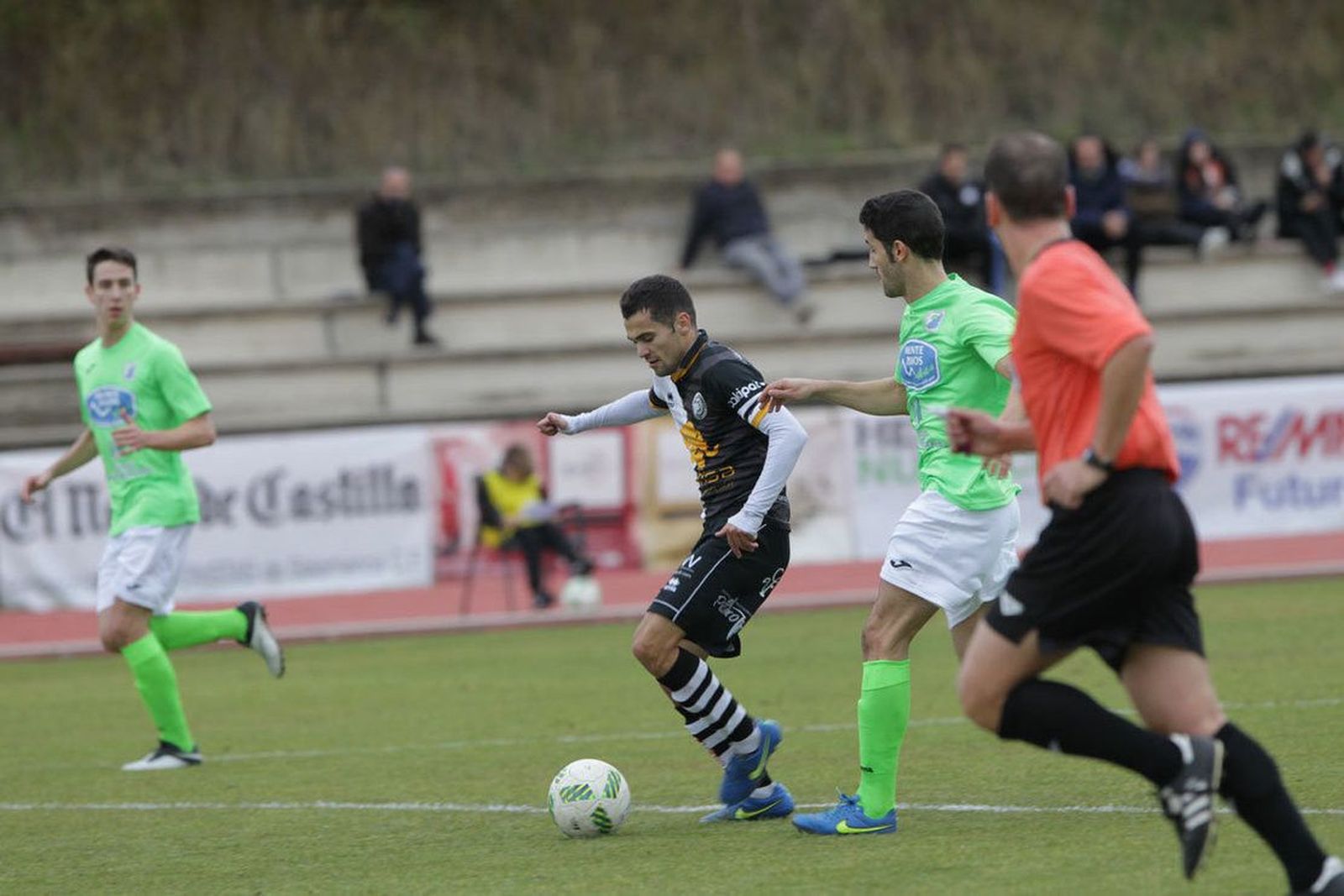 ALBERTu00cdN ALMAZu00c1N