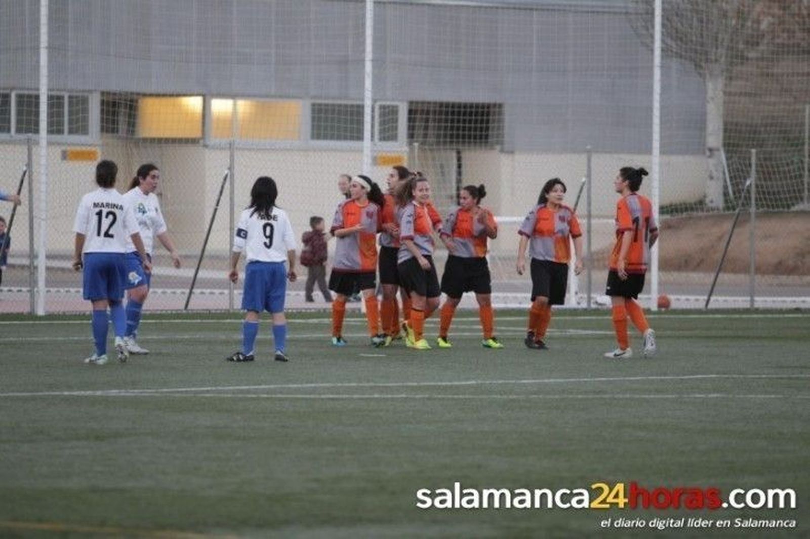 Buen punto del Carbajosa femenino pese a su dominio