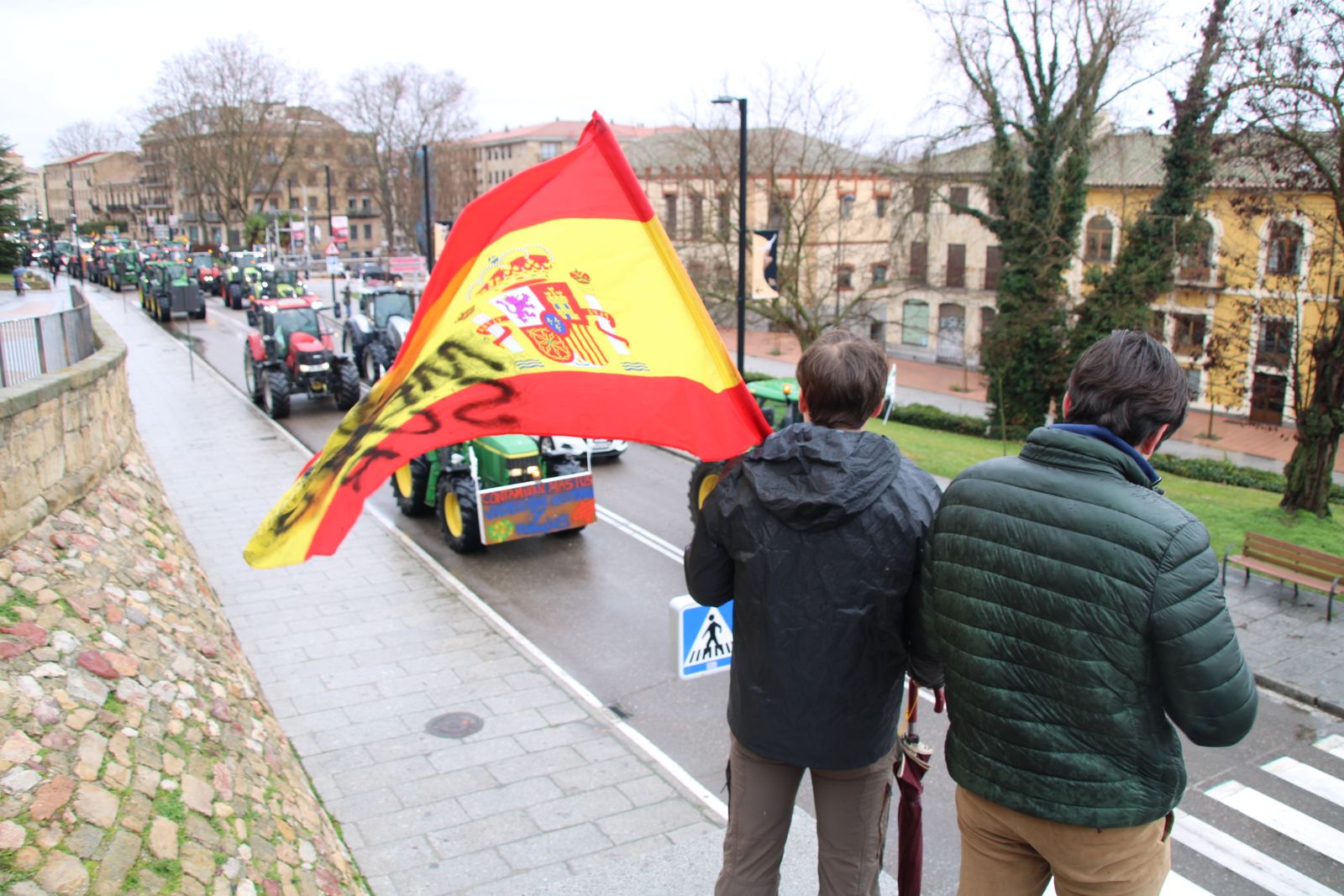 En imágenes la marcha con tractores y vehículos de campo en Salamanca en protesta contra Mercosur