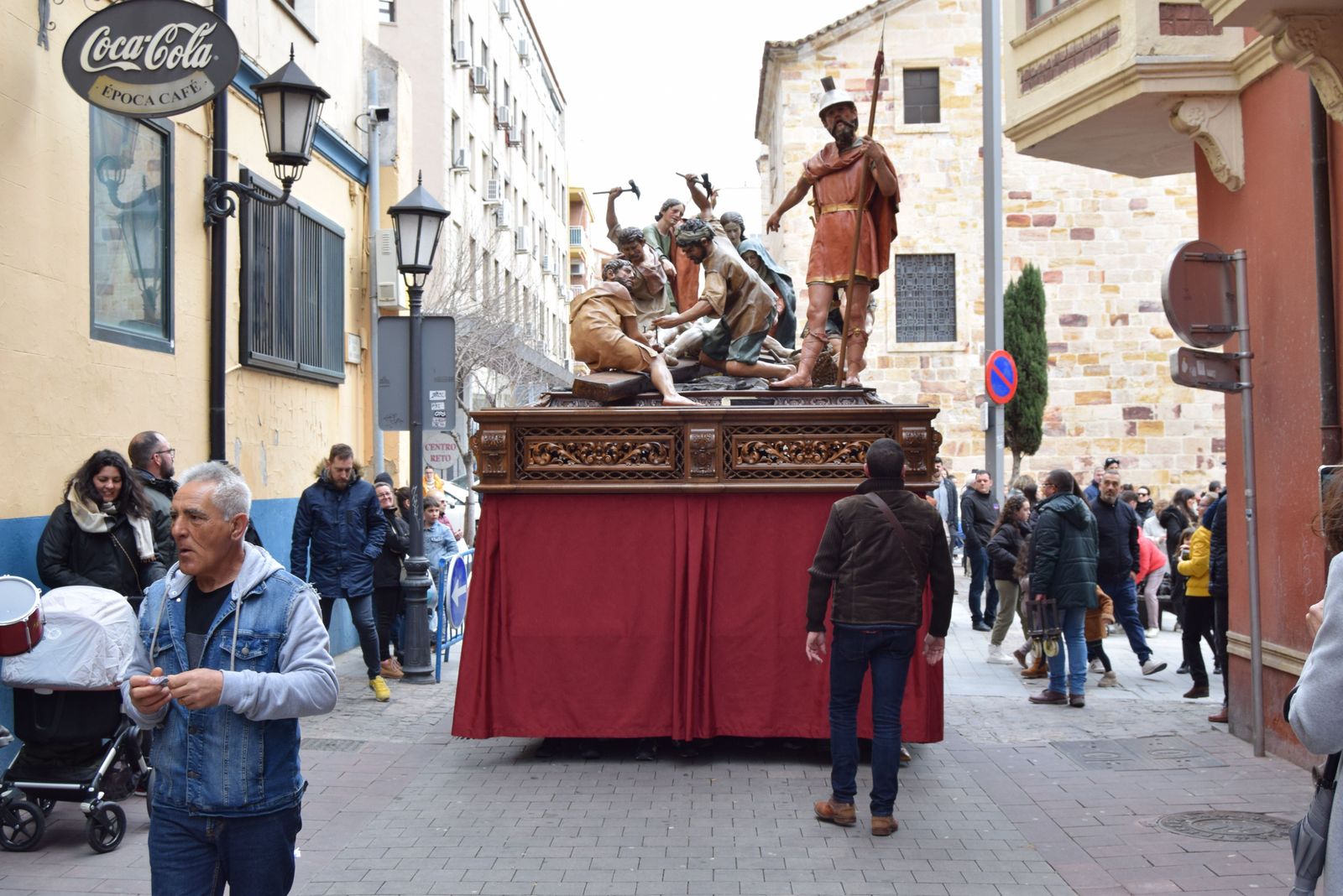 traslado-de-pasos-de-semana-santa-21