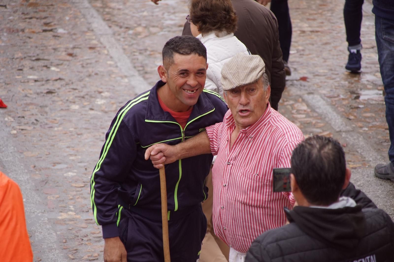 ambiente-encierro-urbano-lunes-de-carnaval-en-ciudad-rodrigo-12-de-febrero-de-2024-fotos-s24h-53