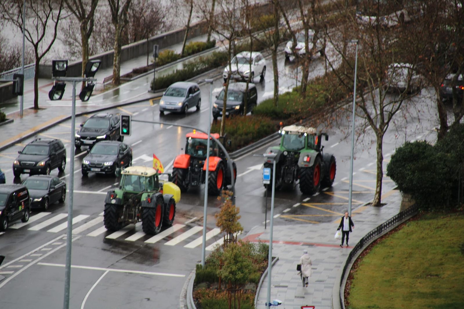 En imágenes la marcha con tractores y vehículos de campo en Salamanca en protesta contra Mercosur
