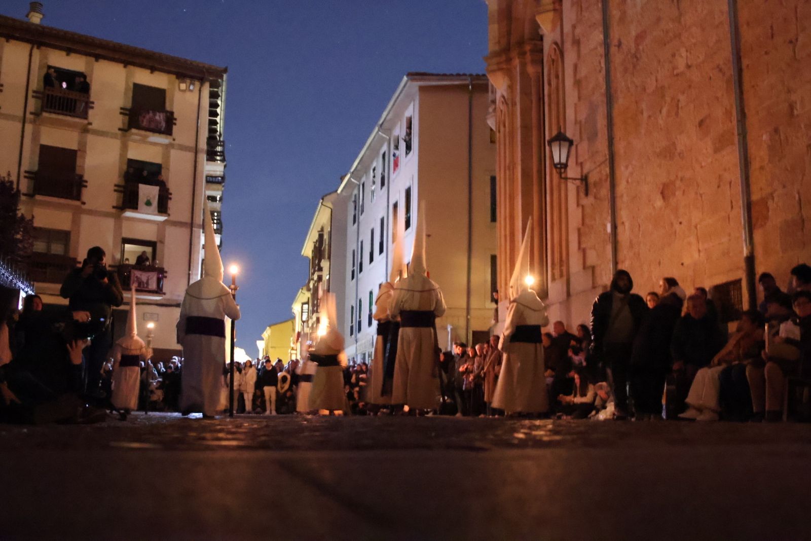 GALERÍA | Revive en imágenes la procesión de Jesús Yacente