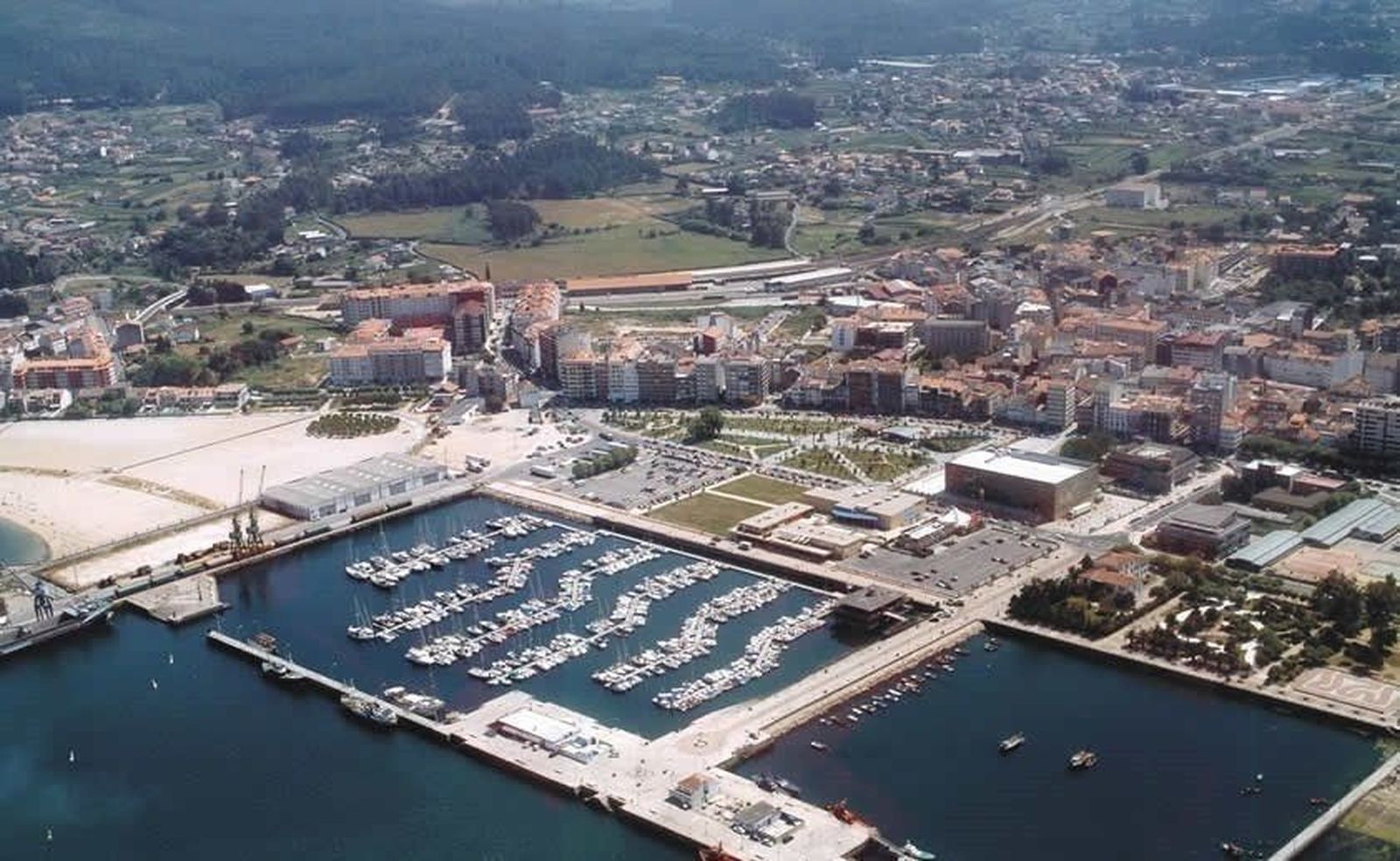 Los puertos de Vigo y Vilagarcía de Arousa se incorporan a la Red Cylog