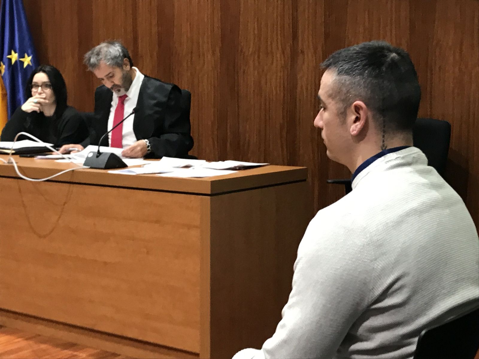 Rodrigo Lanza, condenado por la muerte de Víctor Laínez. Rodrigo Lanza, condenado por la muerte de Víctor Laínez.